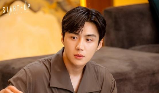 女神降临|近期热度很高的4部韩剧，除了《女神降临》，你还看过哪部？