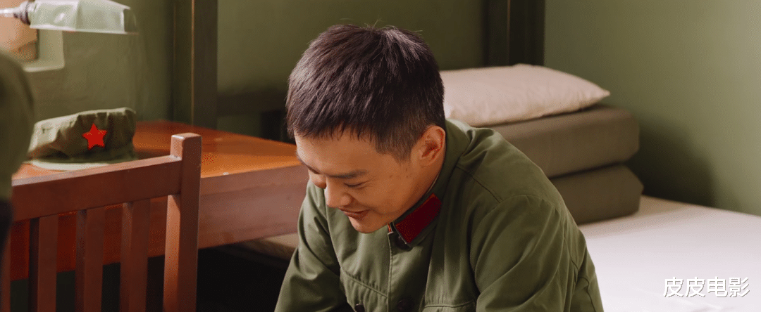 张绍刚|同样是演“军人”,黄景瑜、肖战、张绍刚放在一起看,差别出来了