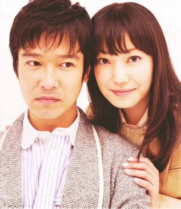 菅野美穗|恋爱3个月就闪婚,时隔8年成“娱乐圈模范夫妻”:王力宏们,学着点吧!