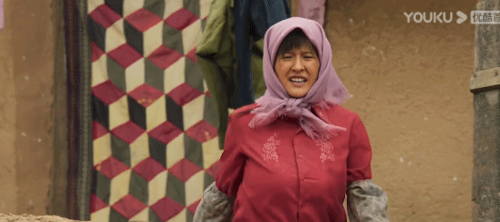 热依扎|艳压佟丽娅，却为孙俪作配，33岁未婚生子：悄悄怀孕然后惊艳所有人？