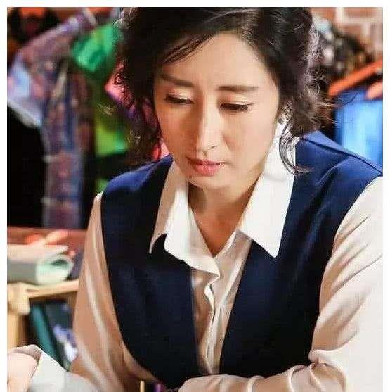 刘敏涛|离婚后不喊丈夫的名字刘敏涛因为一块冰激凌离婚,现在怎么样了