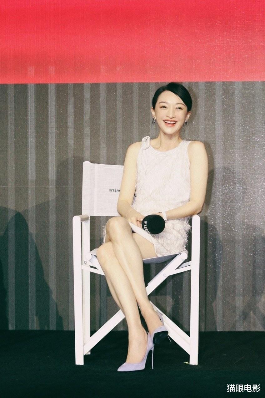 周迅|46岁周迅生图太能打，天生底子好让人羡慕，网友：连皱纹都那么美