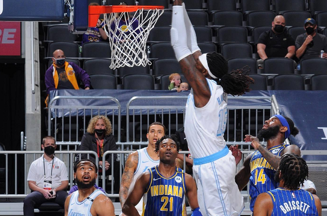 湖人队|31分10板！湖人最强大杀器，篮网最惧怕的就是他，连老詹也比不上