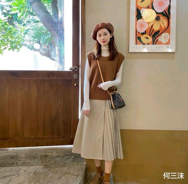 何三沫|早秋怎么穿搭才能展示温柔气质？只要挑对了服装，轻松呈现女人味