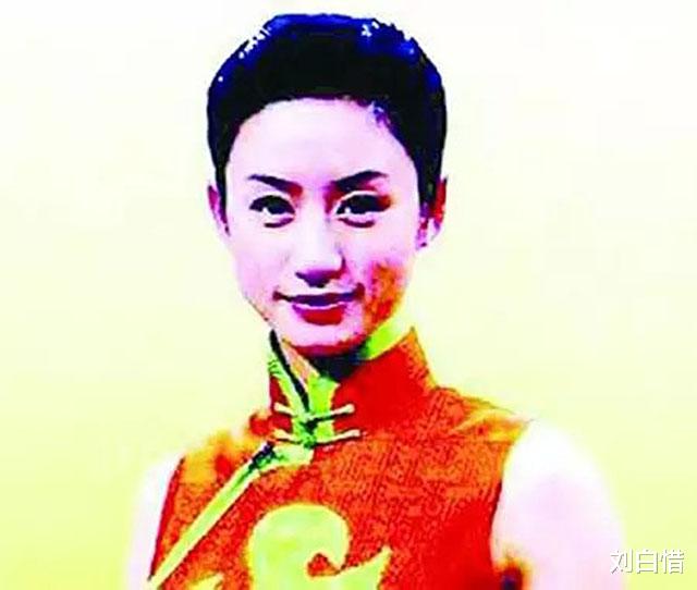 沈旭华|著名央视主持人，因在餐厅接电话时推错门而坠楼身亡，令人惋惜