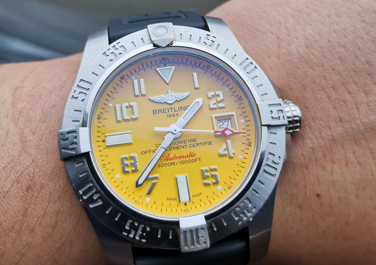 时尚星腕|表友想入手一款风格独特的潜水腕表，我给他推荐这三款