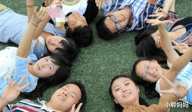 制服|“这种家庭的我们公司不招”，大企业HR聊天曝光，揭露求职辛酸