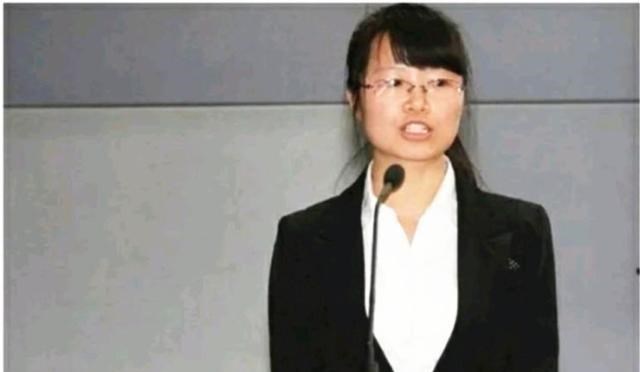 复旦大学|女博士同时“劈腿”四个博士生，被人调侃像村姑，学术竟然还造假