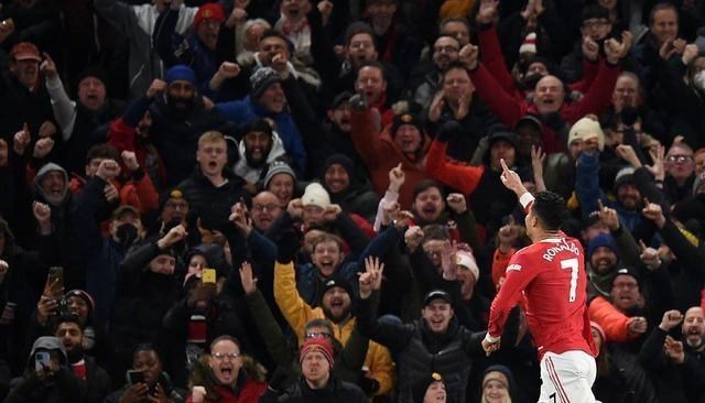 曼联|C罗职业生涯801球，本赛季联赛第6球，曼联3-2力克阿森纳排名第7