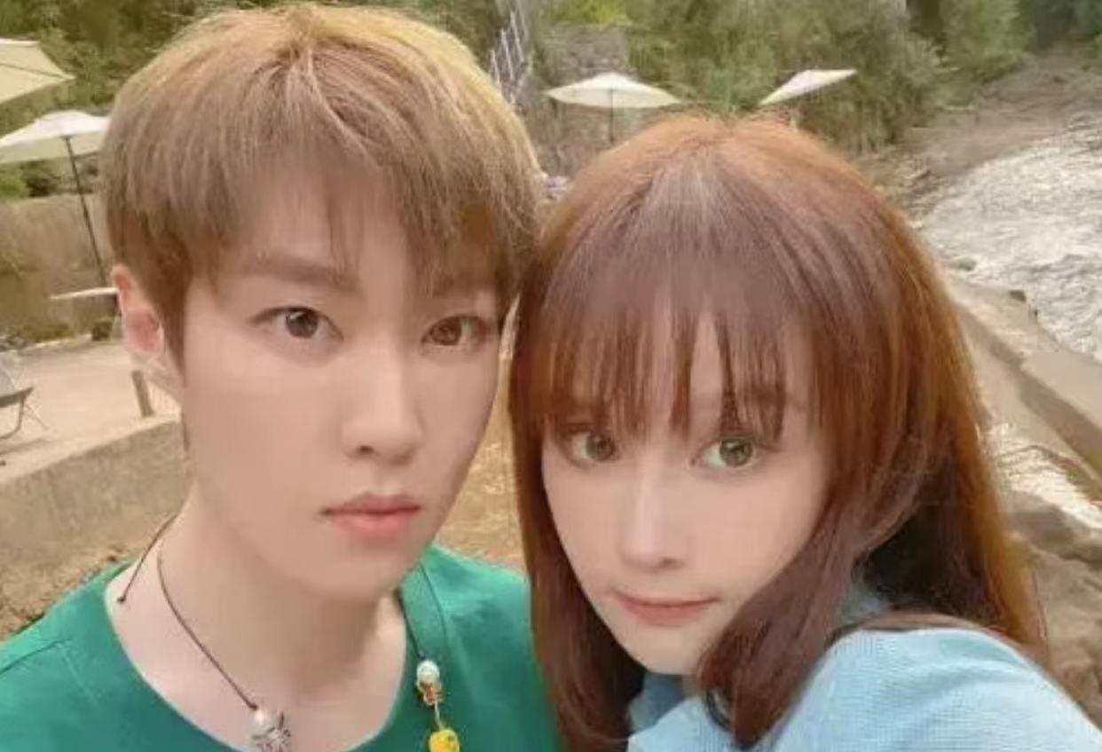 马丽娟|赵本山女儿和未婚夫高调秀恩爱，母亲马丽娟泼冷水：父母还没商量