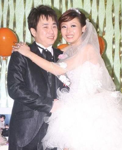 小小彬|2岁出道3岁被亲妈抛弃，拼命赚钱却被继母挥霍一空，17岁手脚溃烂