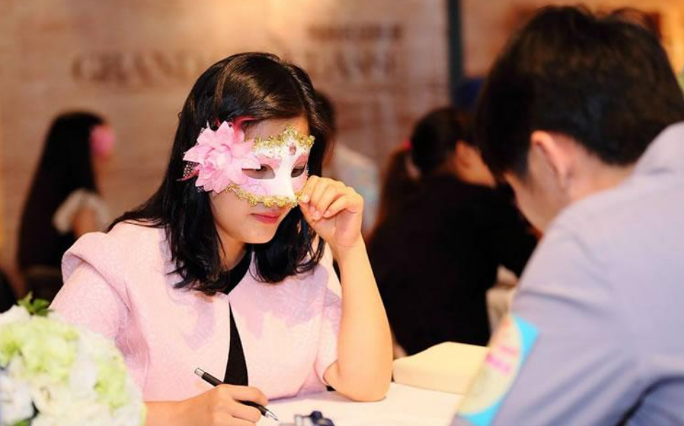 兜妈爱叨叨|儿子成光棍和女儿成“剩女”，谁更让父母丢脸？答案现实又扎心