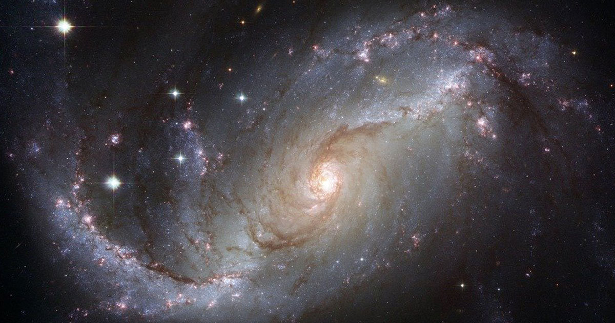恒星 近三百年后，是什么仍旧力挺牛顿万有引力常数？