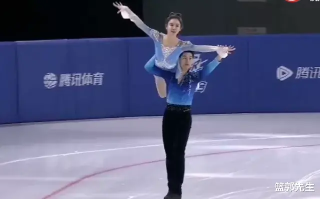 赵露思|美娜晒视频，直言“美娜冰上舞蹈好像艾莎公主”，但的确有点胖了