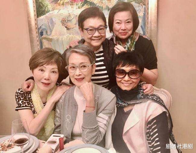 陈宝珠|74岁陈宝珠久违亮相，打破患病传闻，曾是TVB经典剧人物原型