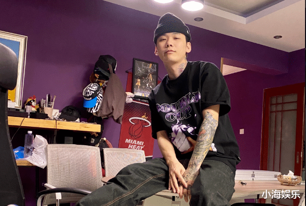 迪丽热巴|说唱圈再出渣男，张子豪出轨多位女生，道歉求饶：给我一次机会