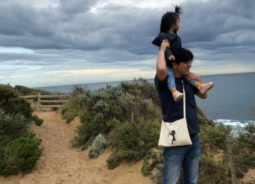 汤唯|汤唯自曝婚后乡下生活，和老公一口气吃八根黄瓜，还自己种菜拔草