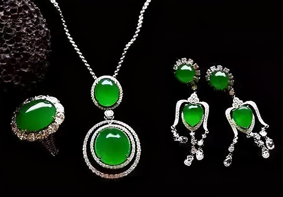 翡翠手镯|专家手把手教你，该如何区分翡翠ABC货？