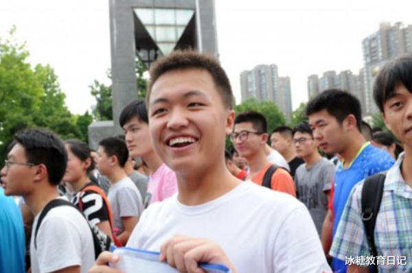 高校|高校将取消录取批次，未来不再区分一二本？新规有望在2022年实施