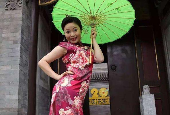 草帽姐|草帽姐为何被万人唾弃？看看她老公干了啥，难怪至今翻不了身