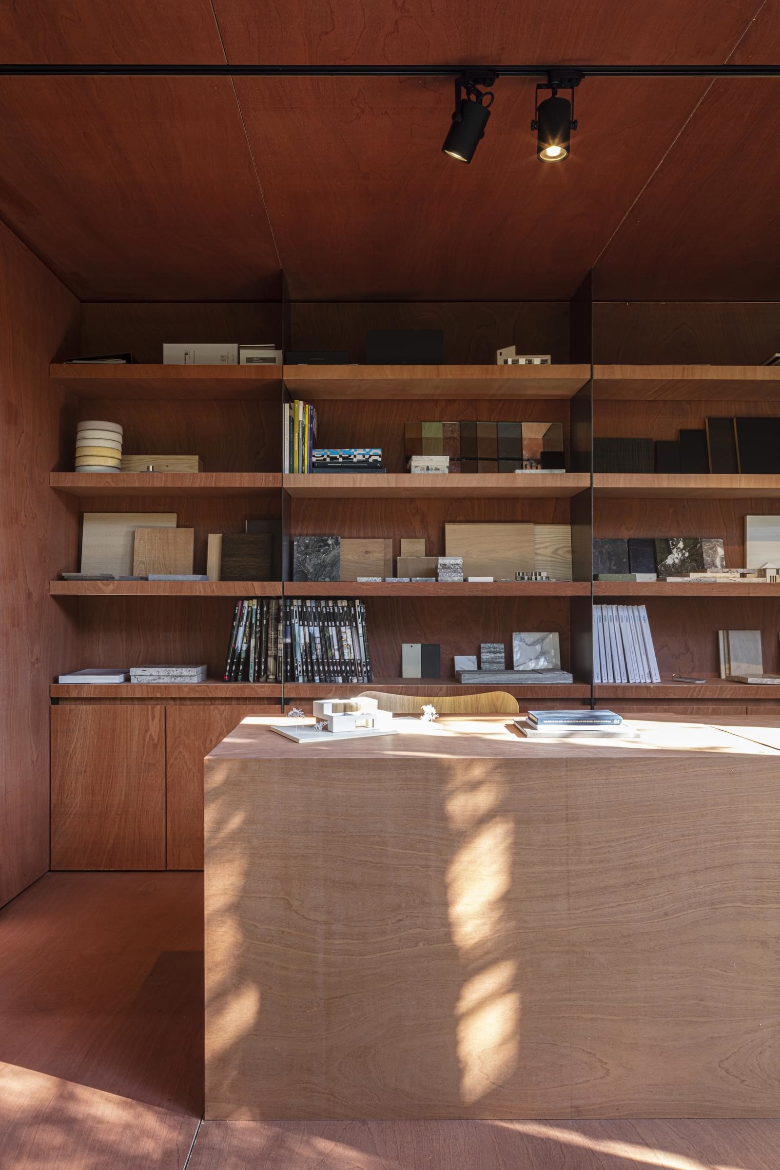 |Project Office | COTOOP Studio可移动办公室