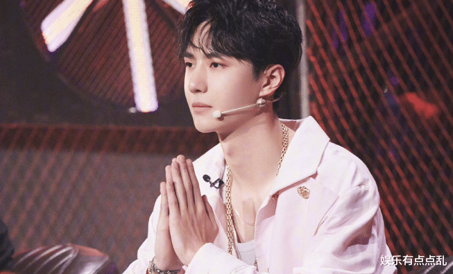 王一博|王一博硬气解约需赔付千万违约金? 赵丽颖曾用八个字评价王一博