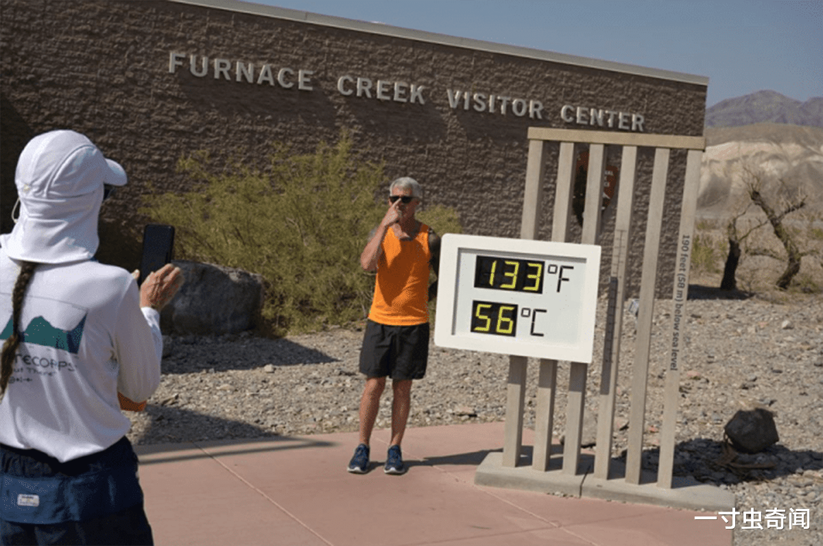 一寸虫奇闻|每秒售出2万瓶,为何不同包装的可乐口感不同?如何科学喝可乐?