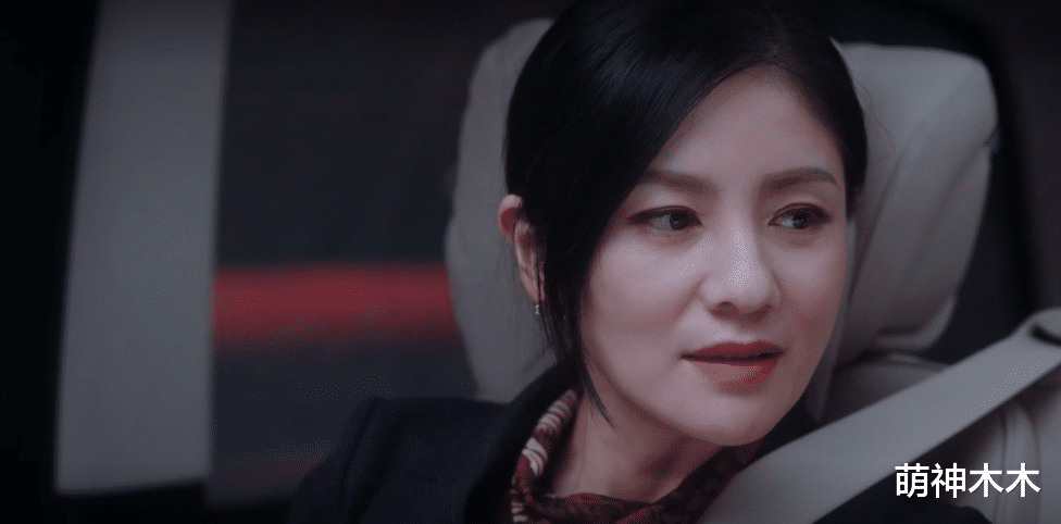 杨洋|《你是我的荣耀》首播！热巴演大明星无惧怼脸拍，杨洋成镶边男主