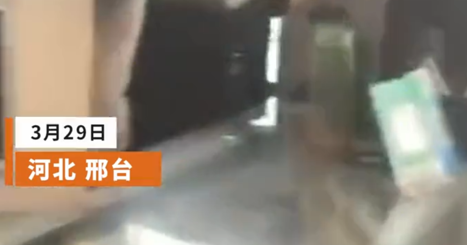 视野新闻周刊 “喝死了再说！”河北一女子买过期饮料退货反被怼，当地市监局：买时未过期喝时可能过期了