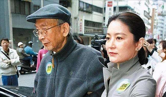 姐姐|分隔39年后，一家人终于团聚，林青霞为姐姐买房、买车？