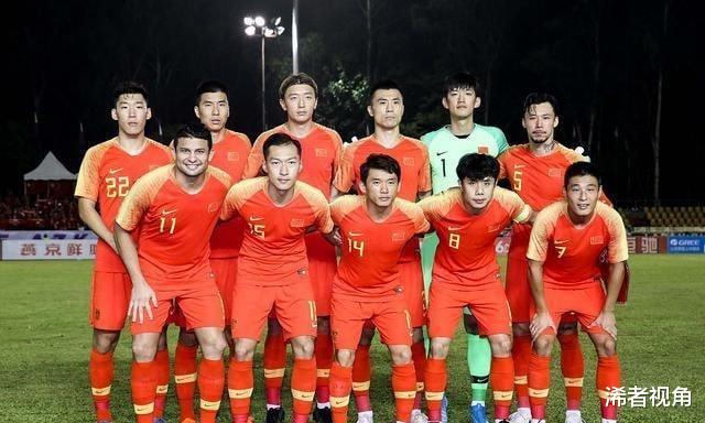 中國(guó)足協(xié)|上午9點(diǎn)！中國(guó)足協(xié)做出爭(zhēng)議決定，引來(lái)球迷集體吐槽：人菜事還多