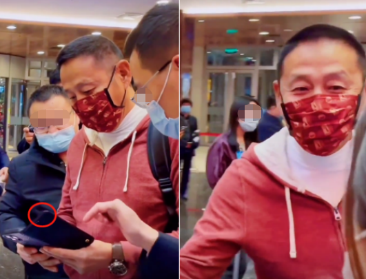 陈道明|66岁陈道明参加会议！穿一身运动红衣好亮眼，手机壳老旧显简朴