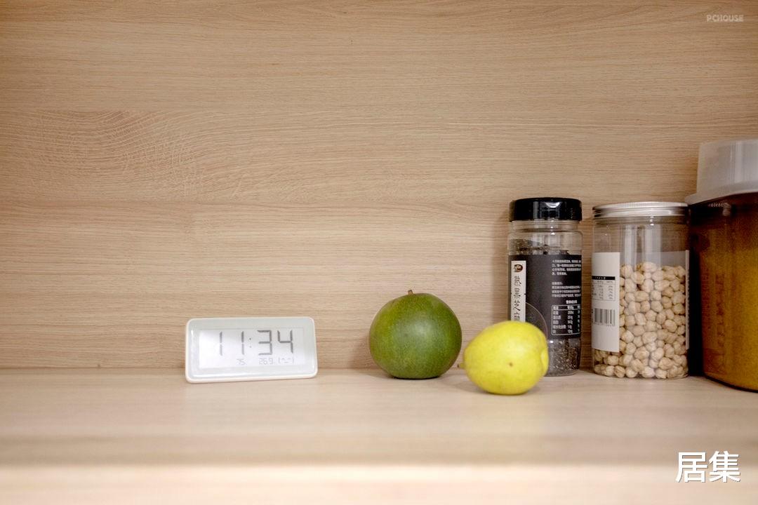 地下室变成阳光房，客厅还有独立儿童房，用低成本满足业主需求