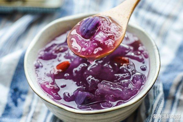 高血压|冬天女人养生，4种“花青素”食物多吃，滋补又驱寒，越吃越年轻