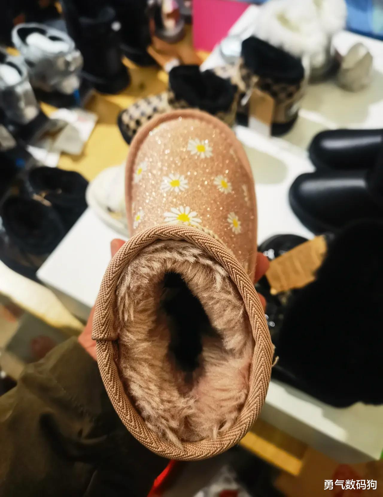 电子商务|别再说电商把实体店害惨了，如今电商也很惨