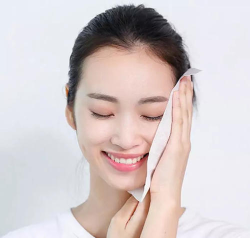 洗面奶|油性肤质闭眼入的洗面奶分享！用完黑头痘痘集体罢工，建议收藏