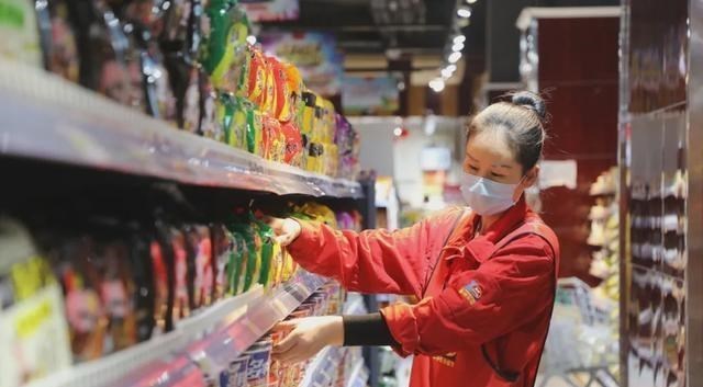 去超市囤购必需品，应优先购买这5类，有备无患，建议大家都看看