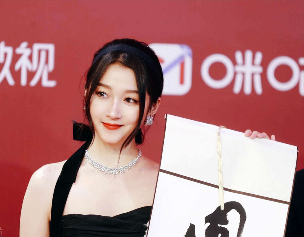 晓彤|鹿晗晓彤：这才叫爱！