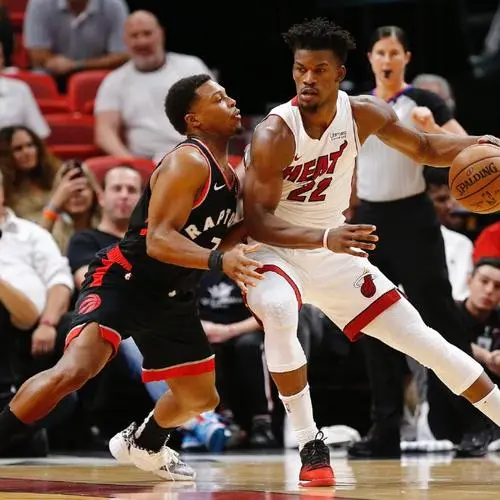 玄武湖 半数球员已被签走!自由市场交易过半,有哪些球队是赢家?