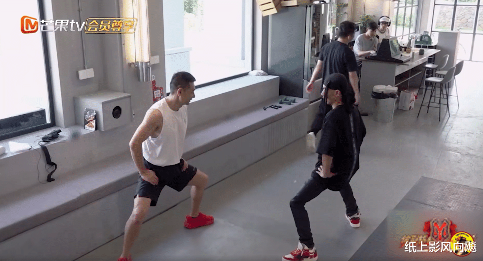 张晋|竞演综艺竟变成了“认亲”节目，男人们的真情实感太好磕了