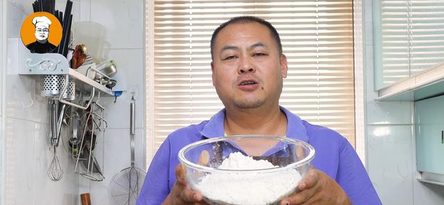 小刘的日常|蒸包子的详细做法,掌握好这个技巧,不塌陷不回缩,皮薄馅大