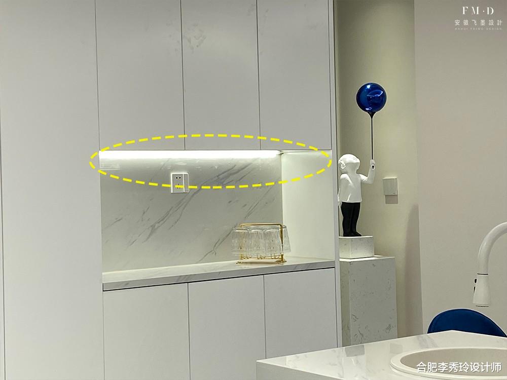 餐桌与岛台结合,一边是餐厅一边是西厨,这才是理想家的打开方式