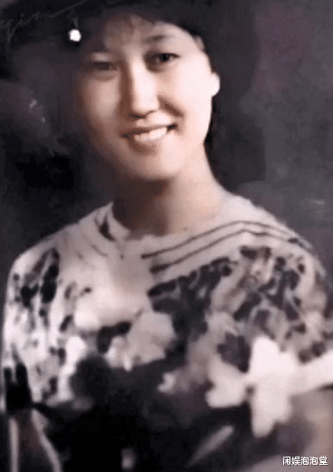 高秀敏|高秀敏去世已经16年，女儿被传败光7套房产，如今过得怎么样？