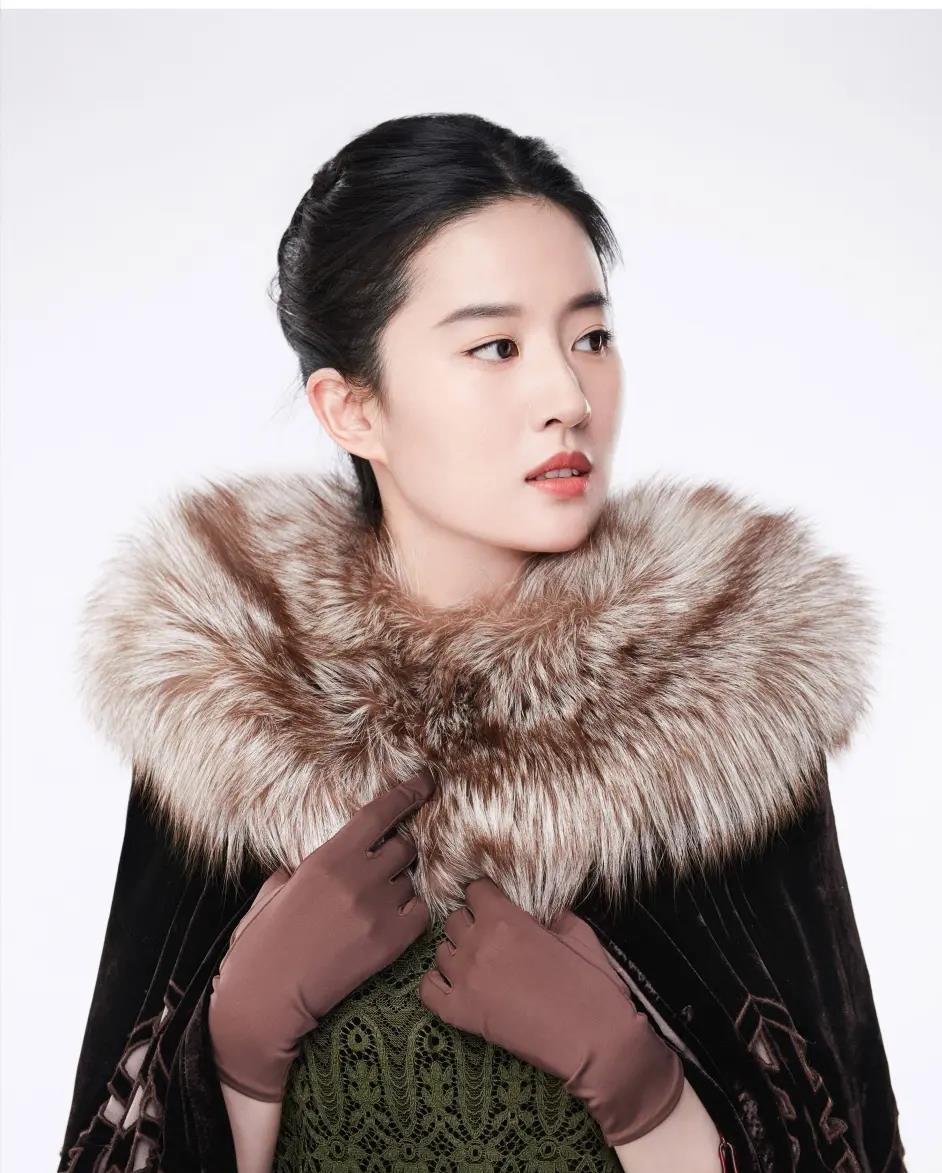 刘亦菲|刘亦菲在《南烟斋笔录》,光是剧照都令人怦然心动!