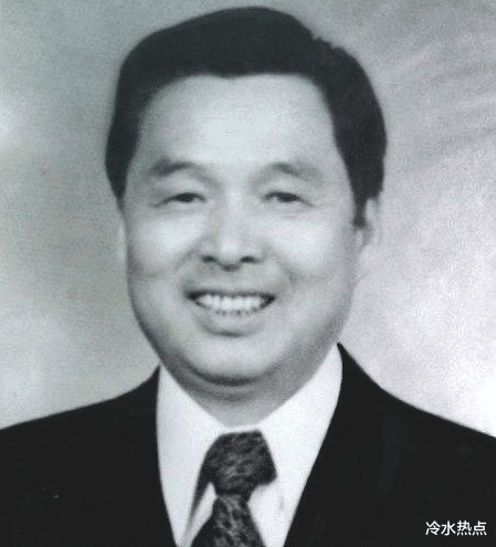 邓丽君|他毕业于黄埔军校,一生平淡无奇,但女儿却火遍了华人圈