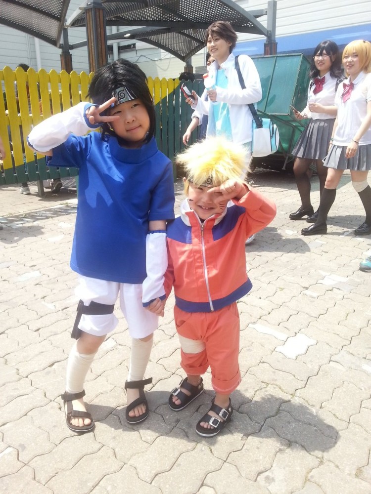 |回头率超高的小学生COS，单纯可爱惹人怜，网友：不出道可惜了