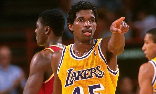 林書豪|NBA十大小人物創(chuàng)造的記錄：一猛人15年沒輪休，還有人單場30助攻