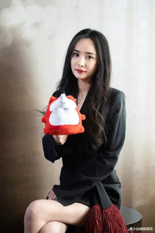 杨幂|杨幂太看得起自己了?预售仅3000万,就敢期望破50亿?