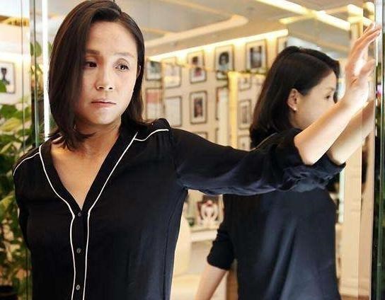 清浅微笑的我|刘耘菘发微博:希望下一个被严查的人是龙丹妮