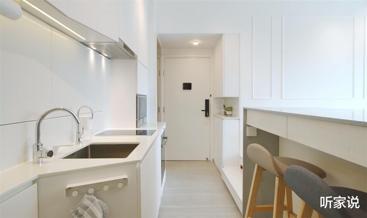 香港80后夫妻买下45㎡小家，搭起地台将两室变三室，网友：真的服